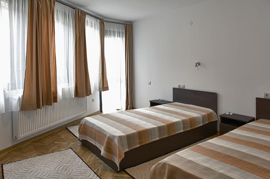 Pepi Guest House Veliko Tarnovo Exterior photo